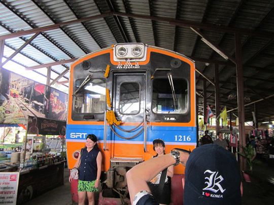 タイ国鉄ローカル・レトロ列車で行く（往路）ランプーン画像