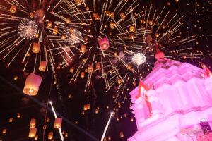 CAD主催コムローイ一斉上げ祭