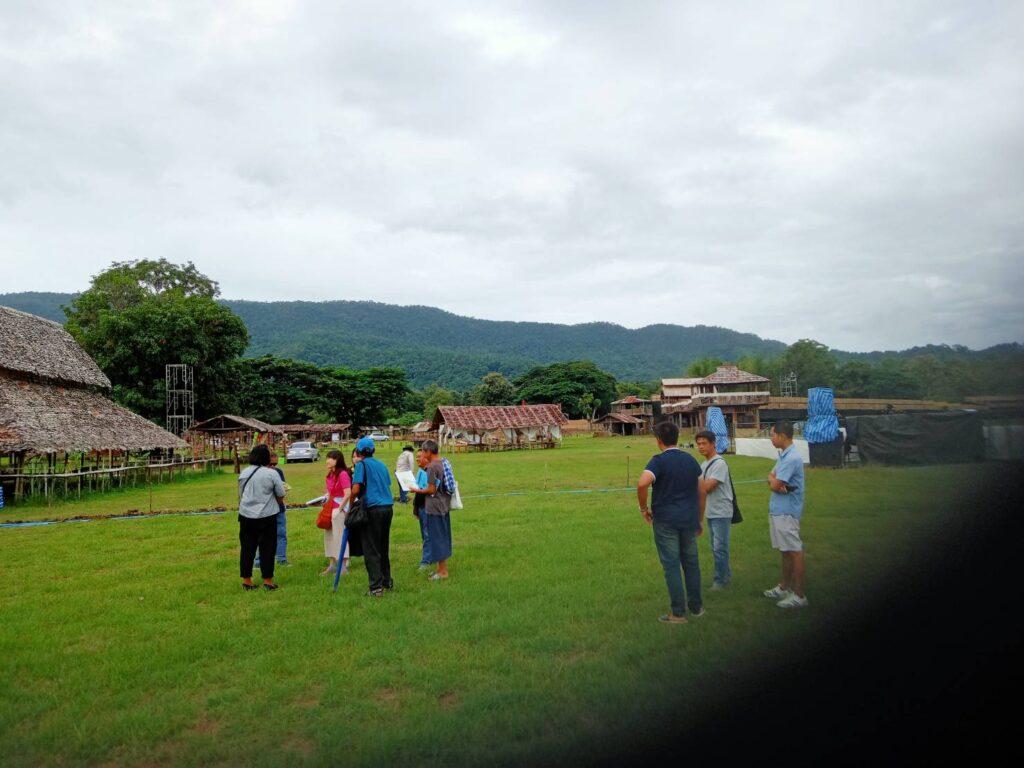 CAD主催のコムローイ上げ祭会場