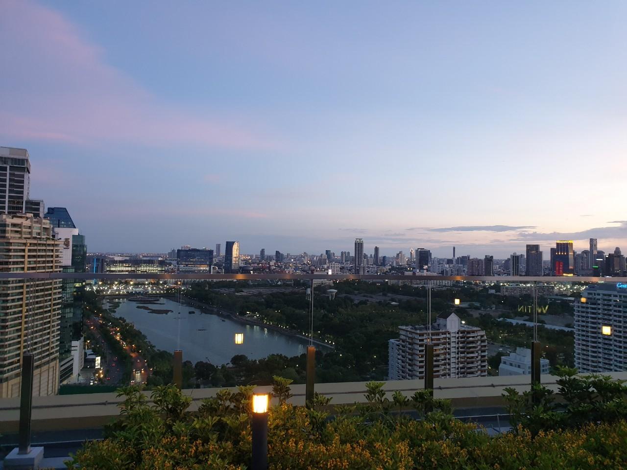 西鉄ホテルソラリアバンコクアソーク外景