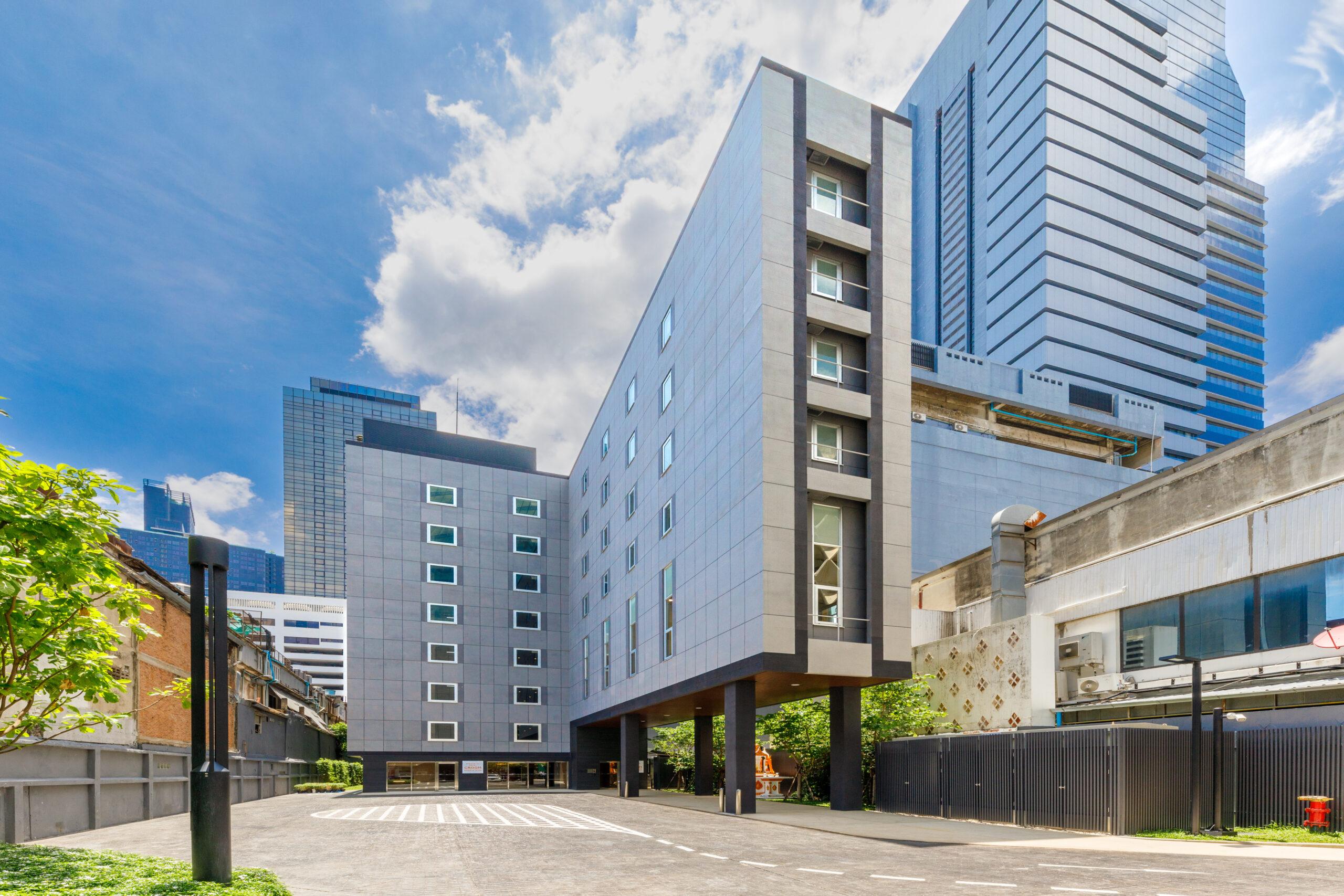 西鉄ホテルクルームバンコクシーロム外観