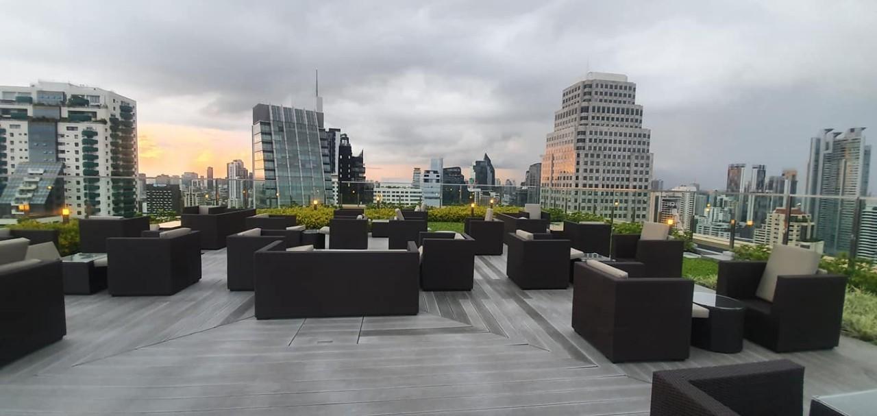 西鉄ホテルソラリアバンコクアソーク屋上