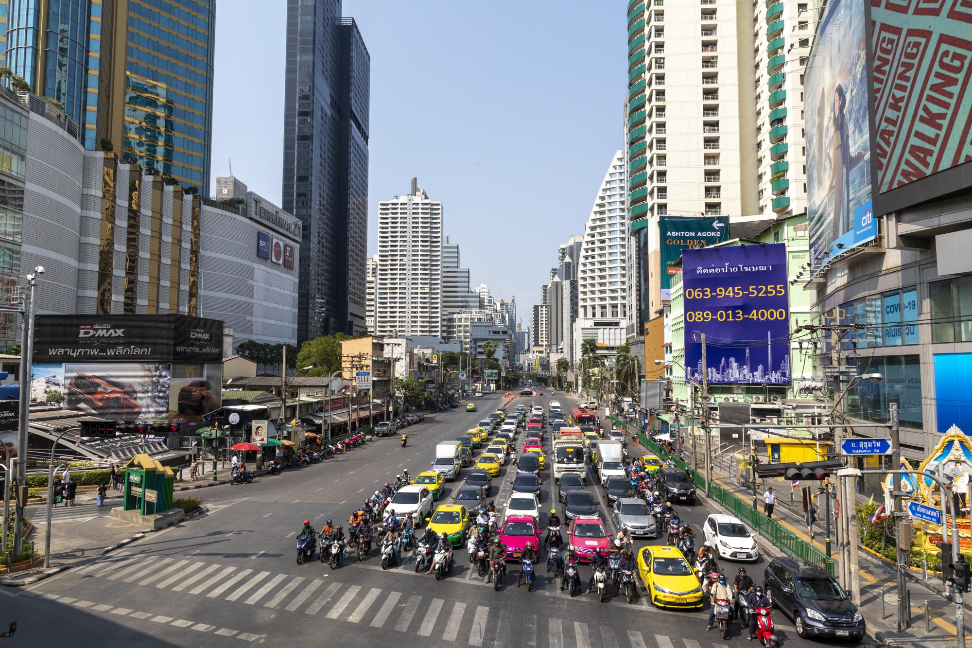 西鉄ホテルソラリアバンコクアソーク外景