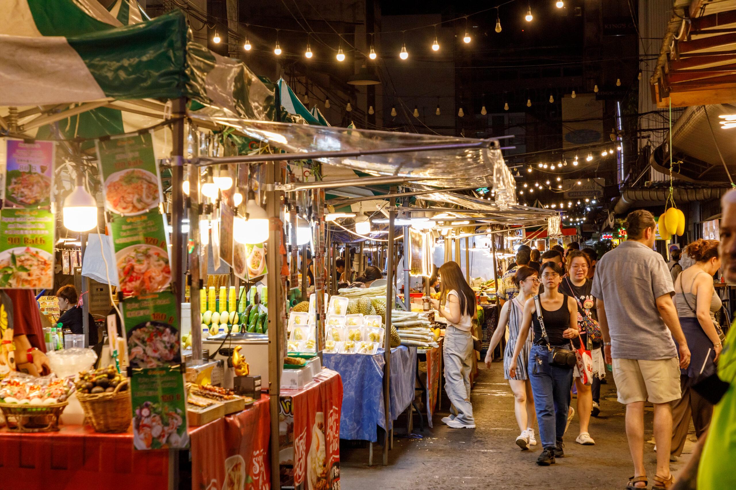 西鉄ホテルクルームバンコクシーロムパッポンナイトマーケット