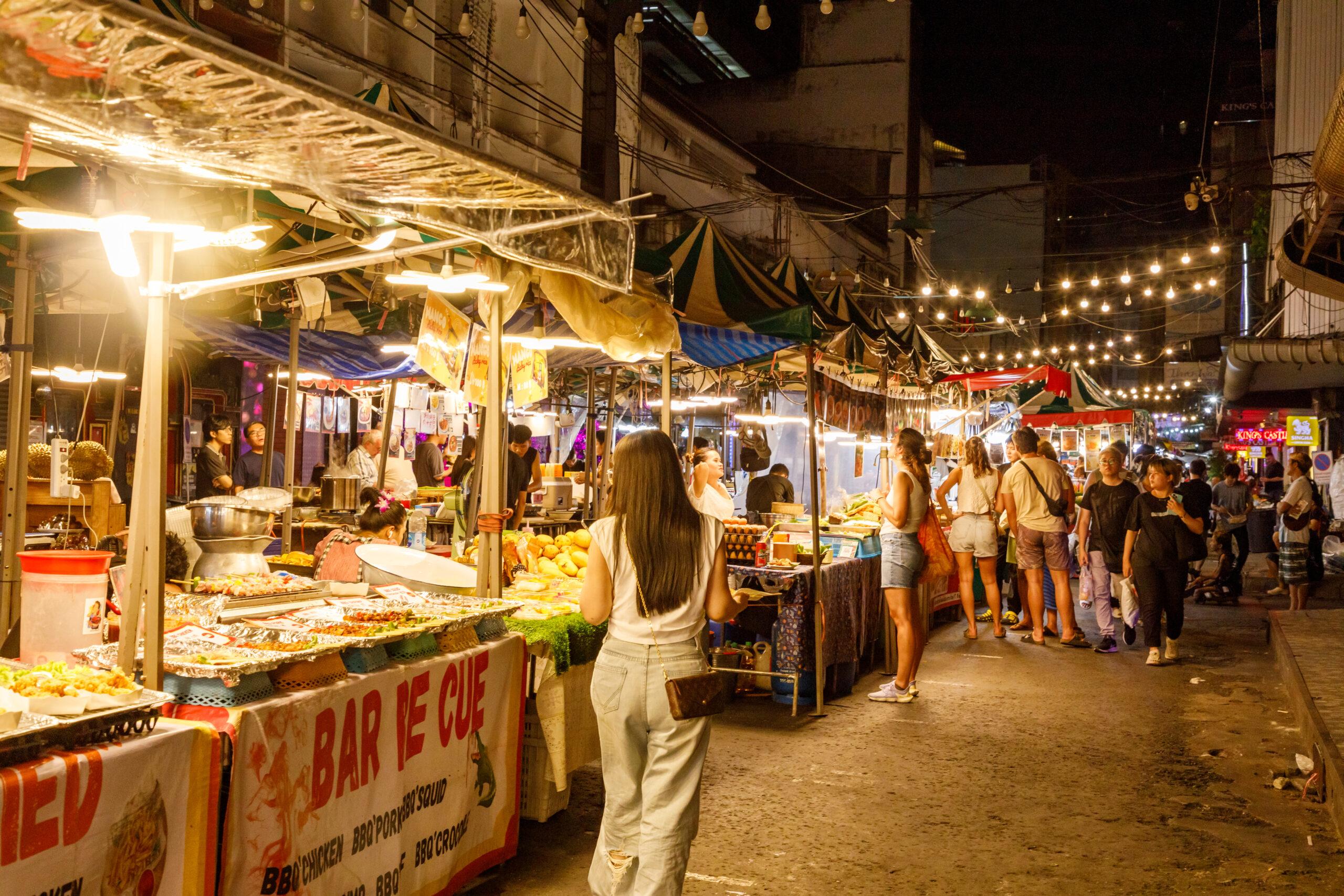 西鉄ホテルクルームバンコクシーロムパッポンナイトマーケット
